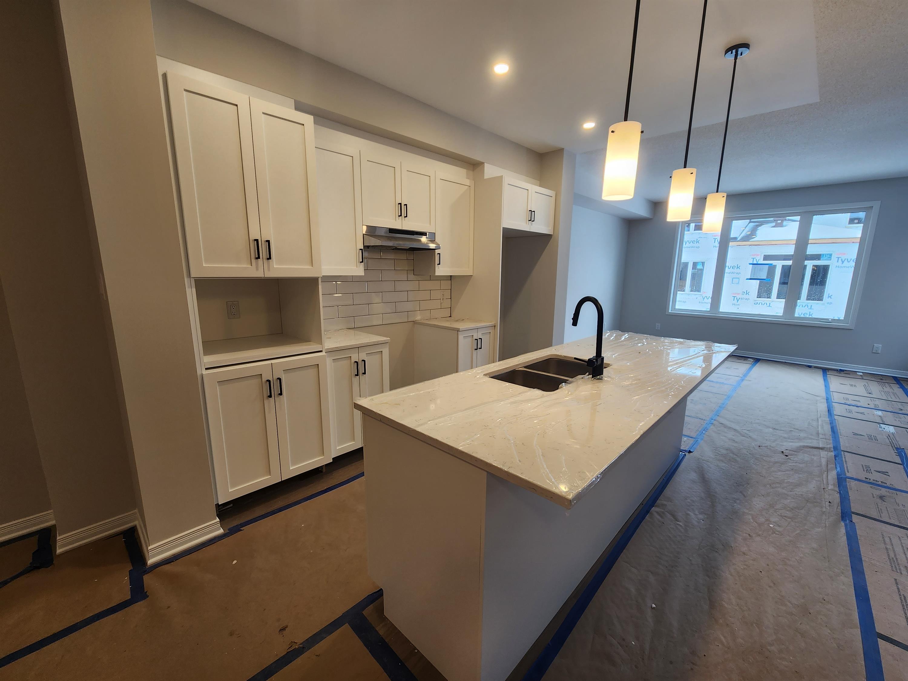 685 Taliesin Crescent