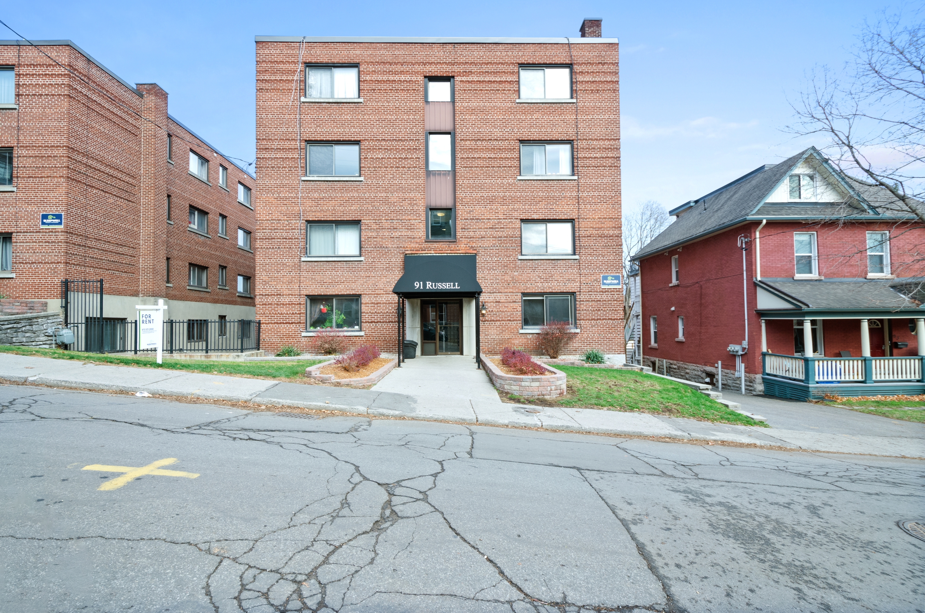 14 - 91 Russell Avenue