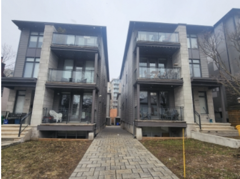 427 Ravenhill Avenue - 1