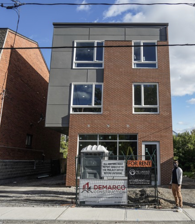 296 Rue Somerset Street East - 2