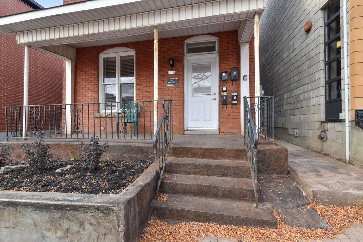 865 Somerset Street W - 2