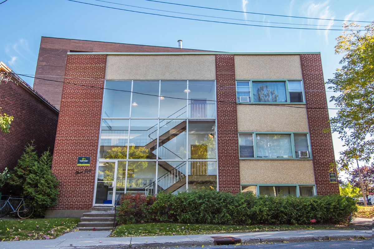 104 - 350 Clemow Avenue