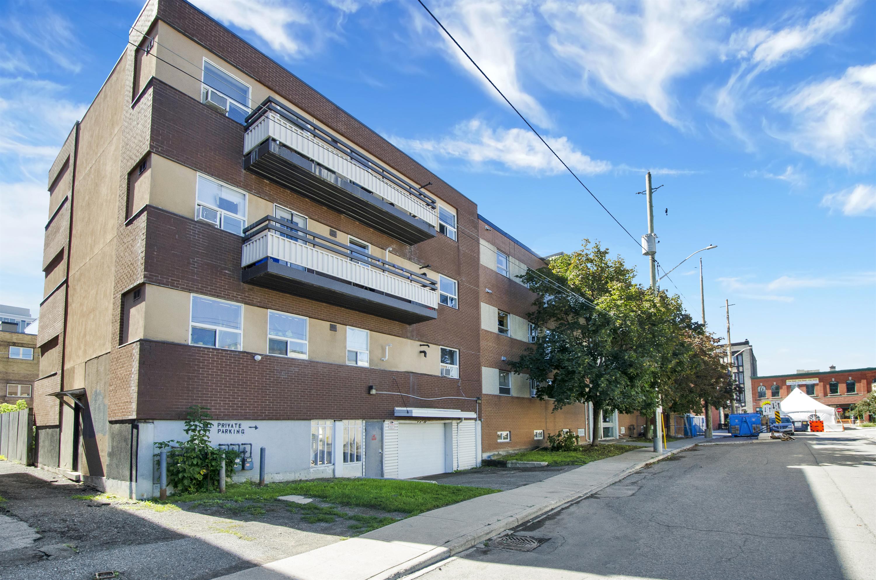 380 Frank Street - 9D