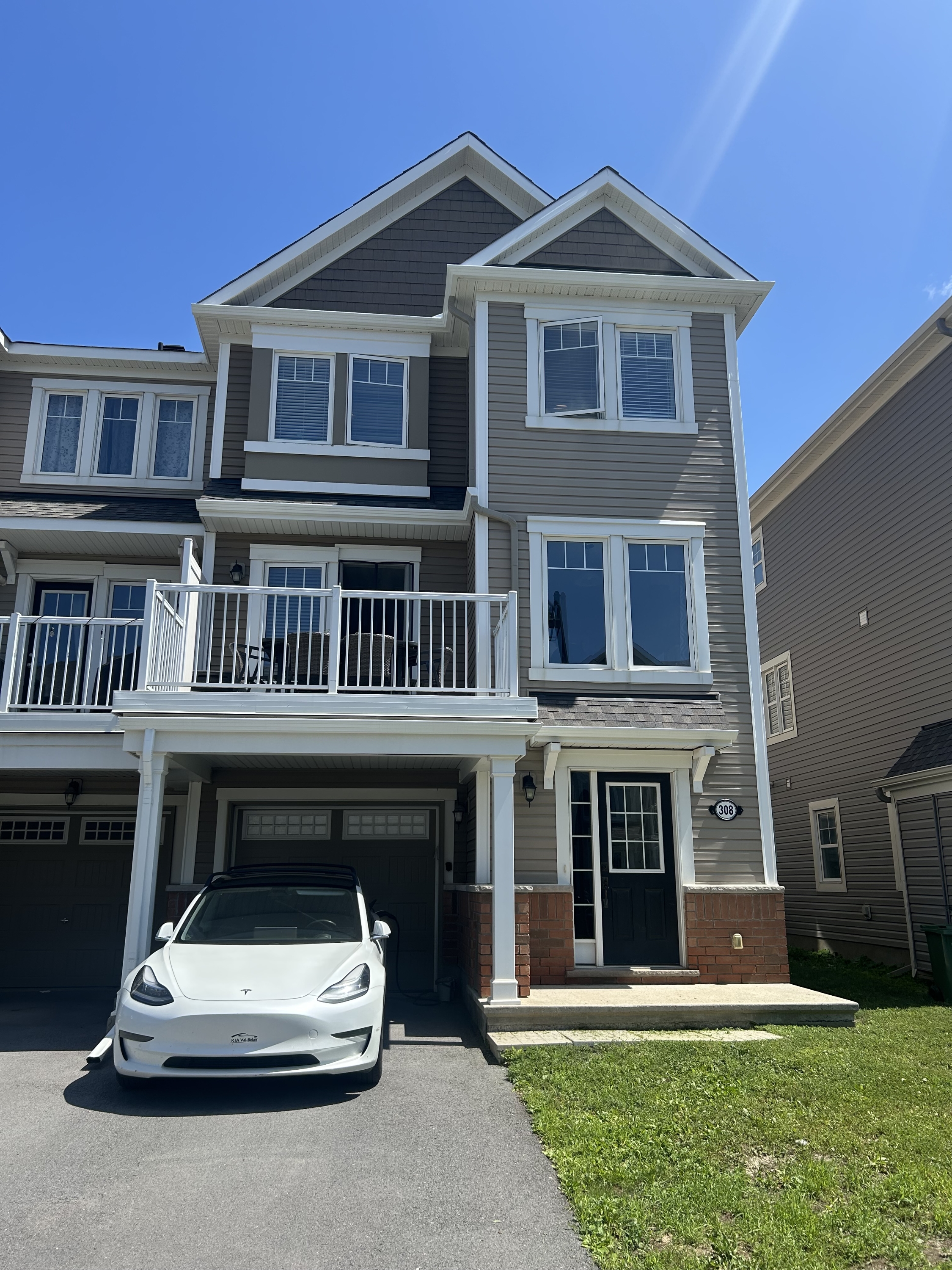 308 Pumpkinseed Crescent