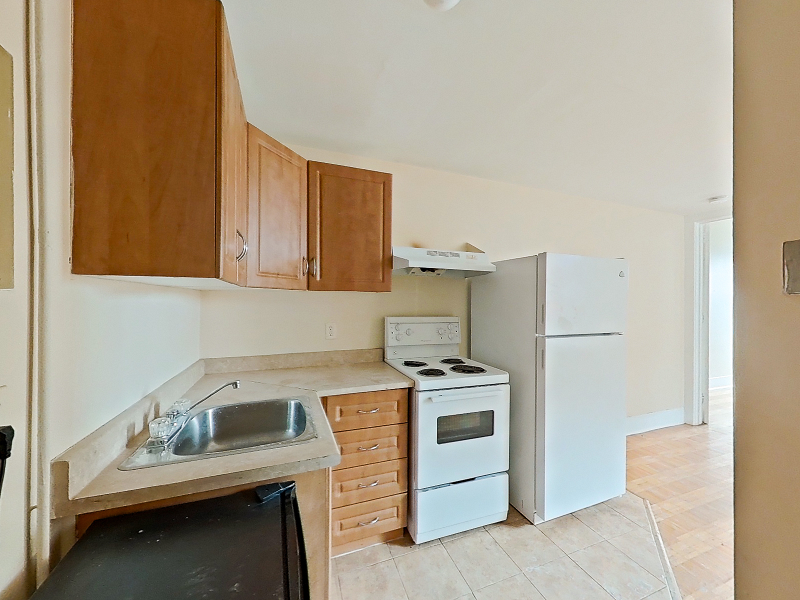 355 Elgin Street - C