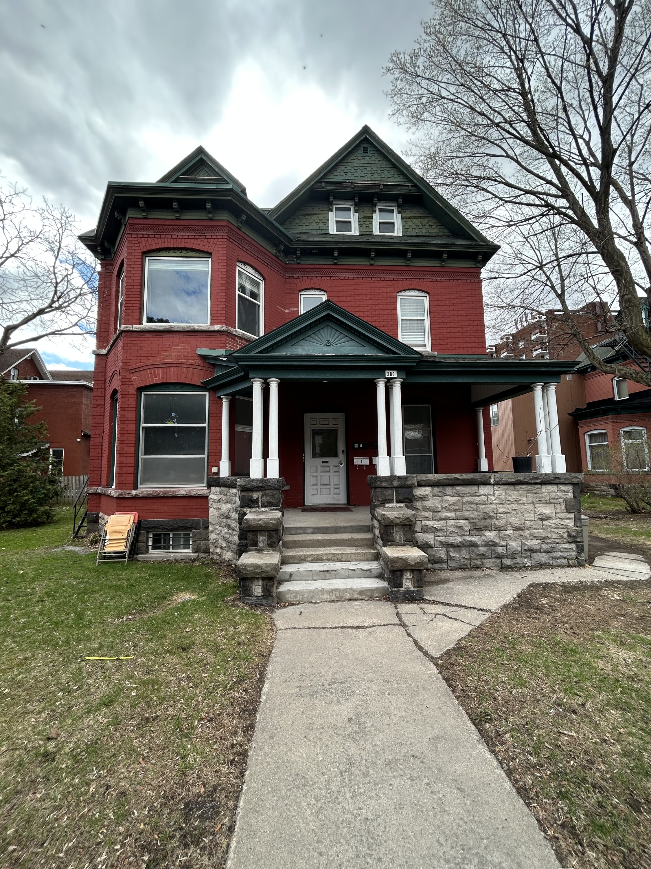 Property main image