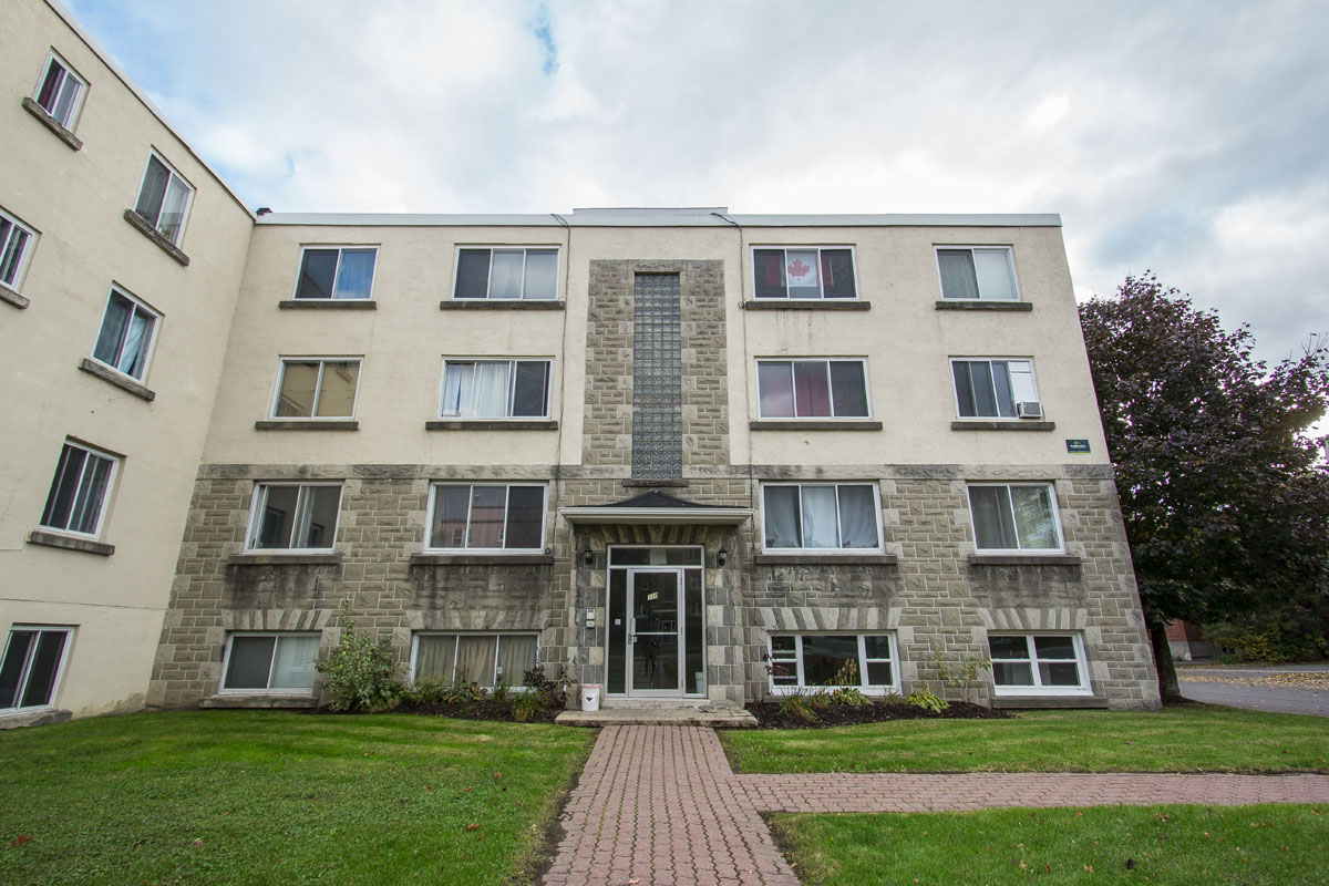 3 - 310 Blake Boulevard