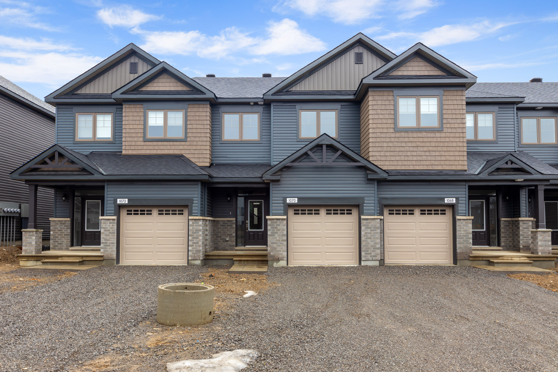 1070 Kijik Crescent