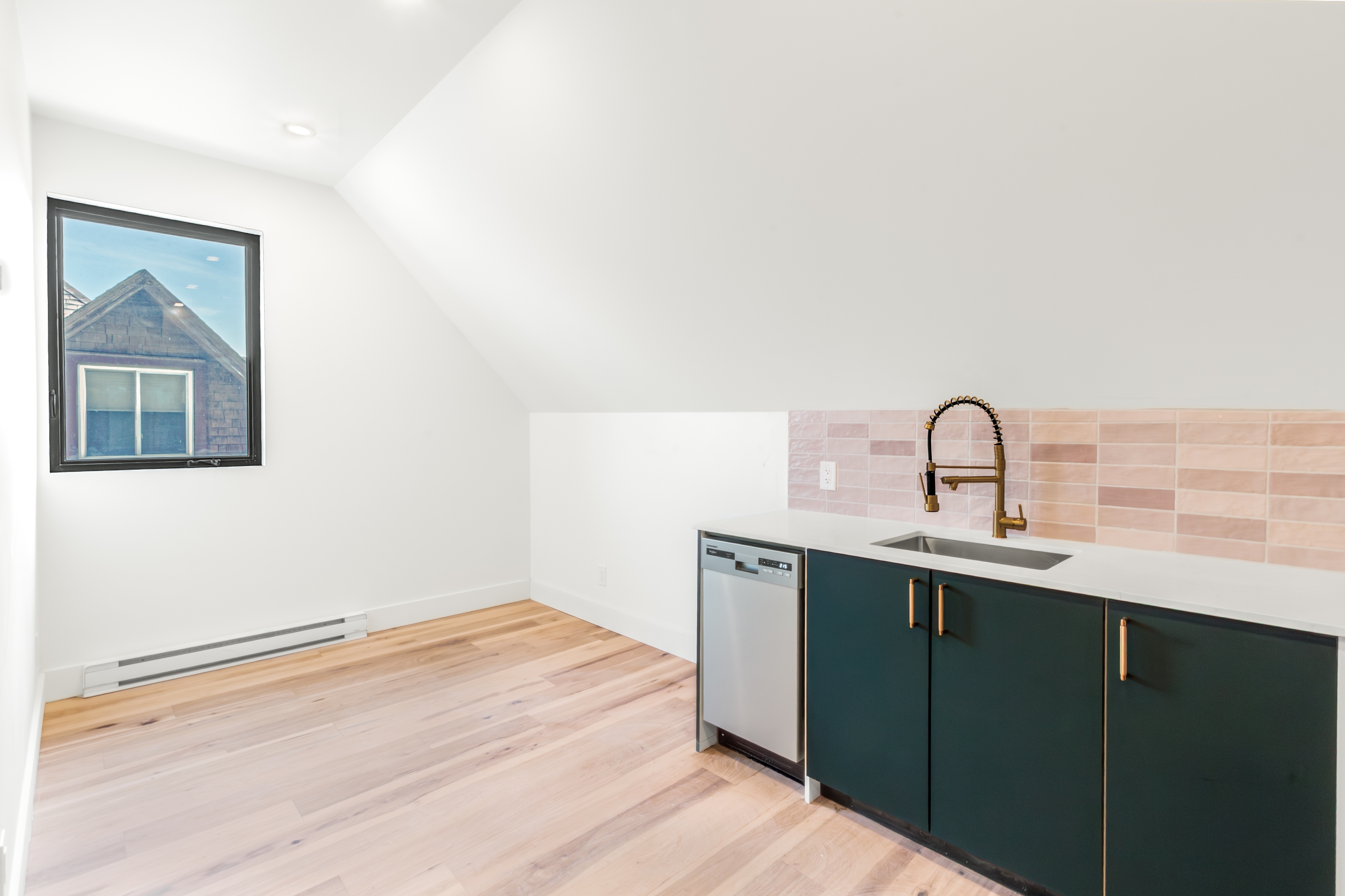 476 Rue Wilbrod Street - 302