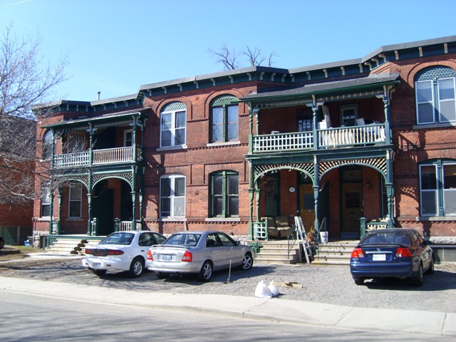 3 - 42 Sweetland Avenue