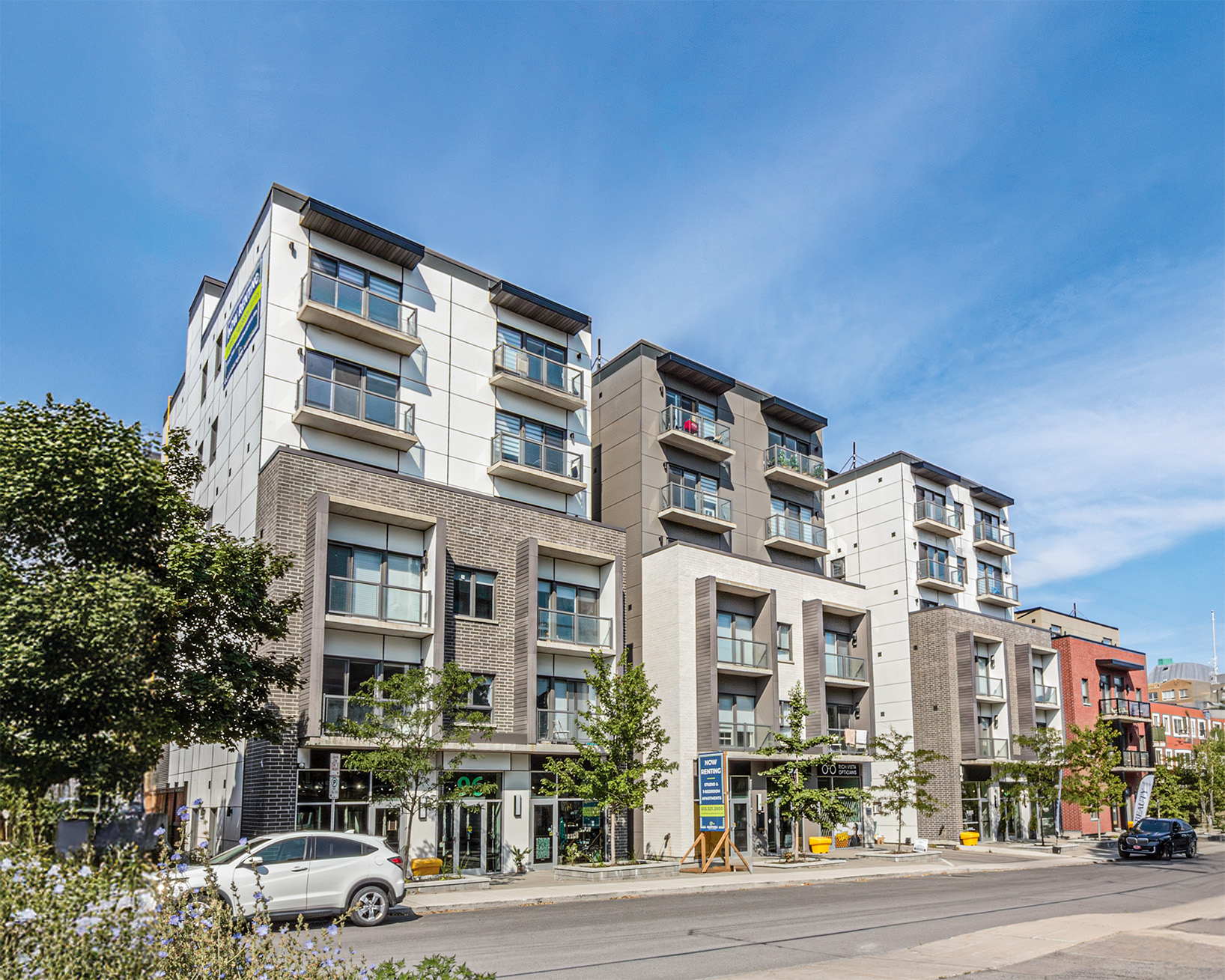 92 Hinton Avenue North - 201