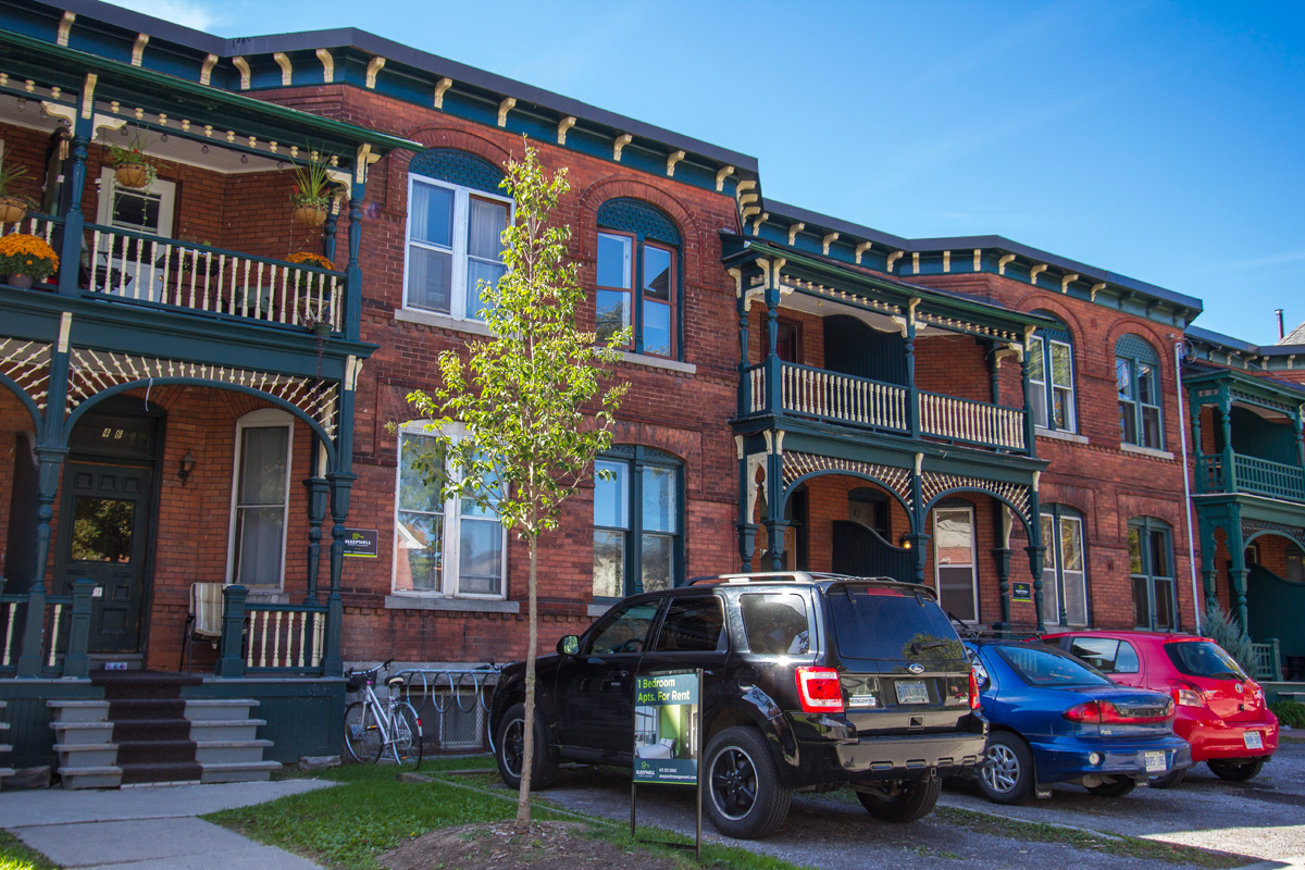 3 - 46 Sweetland Avenue