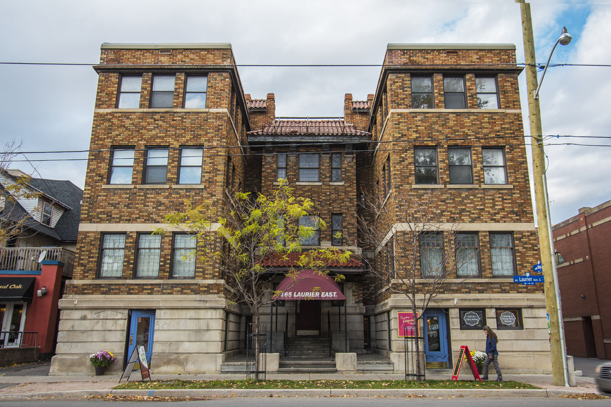 2 - 165 Laurier Avenue E