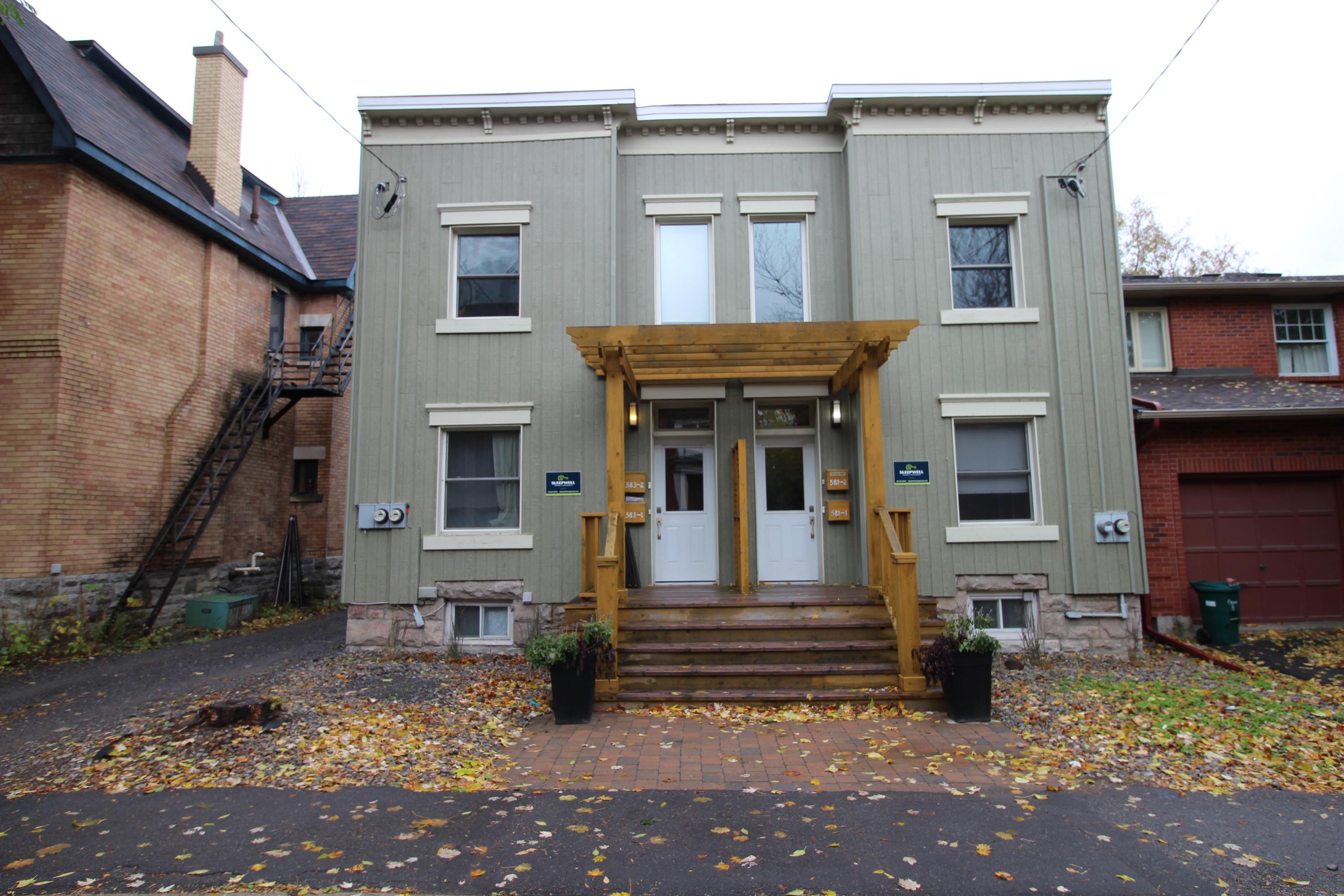 1 - 583 Mcleod Street