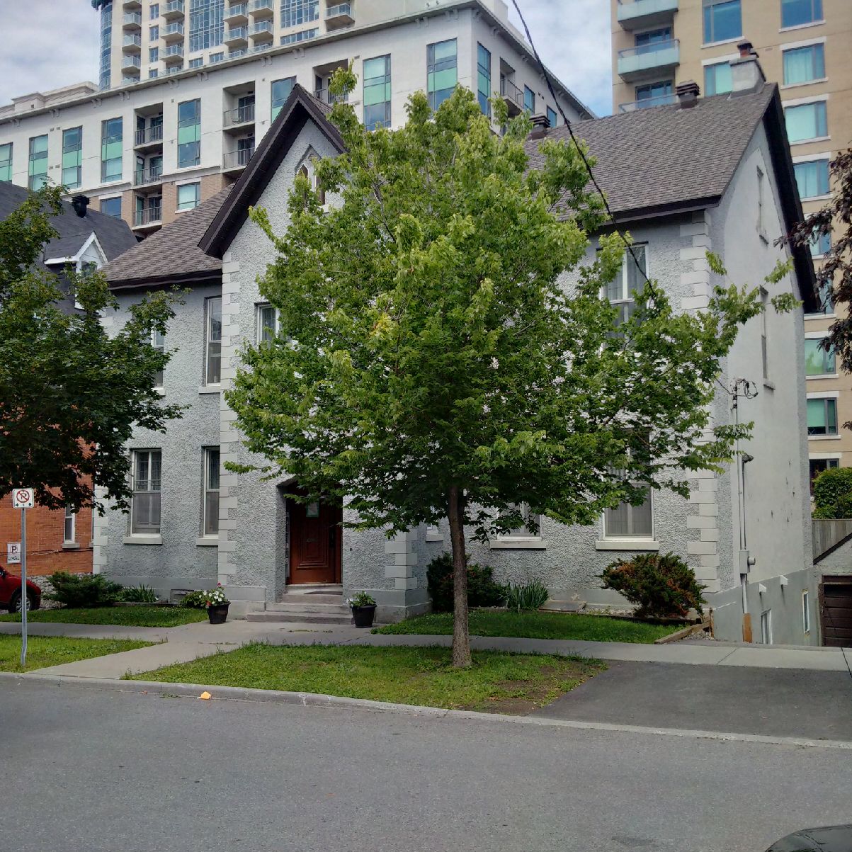 1 - 121 Daly Avenue