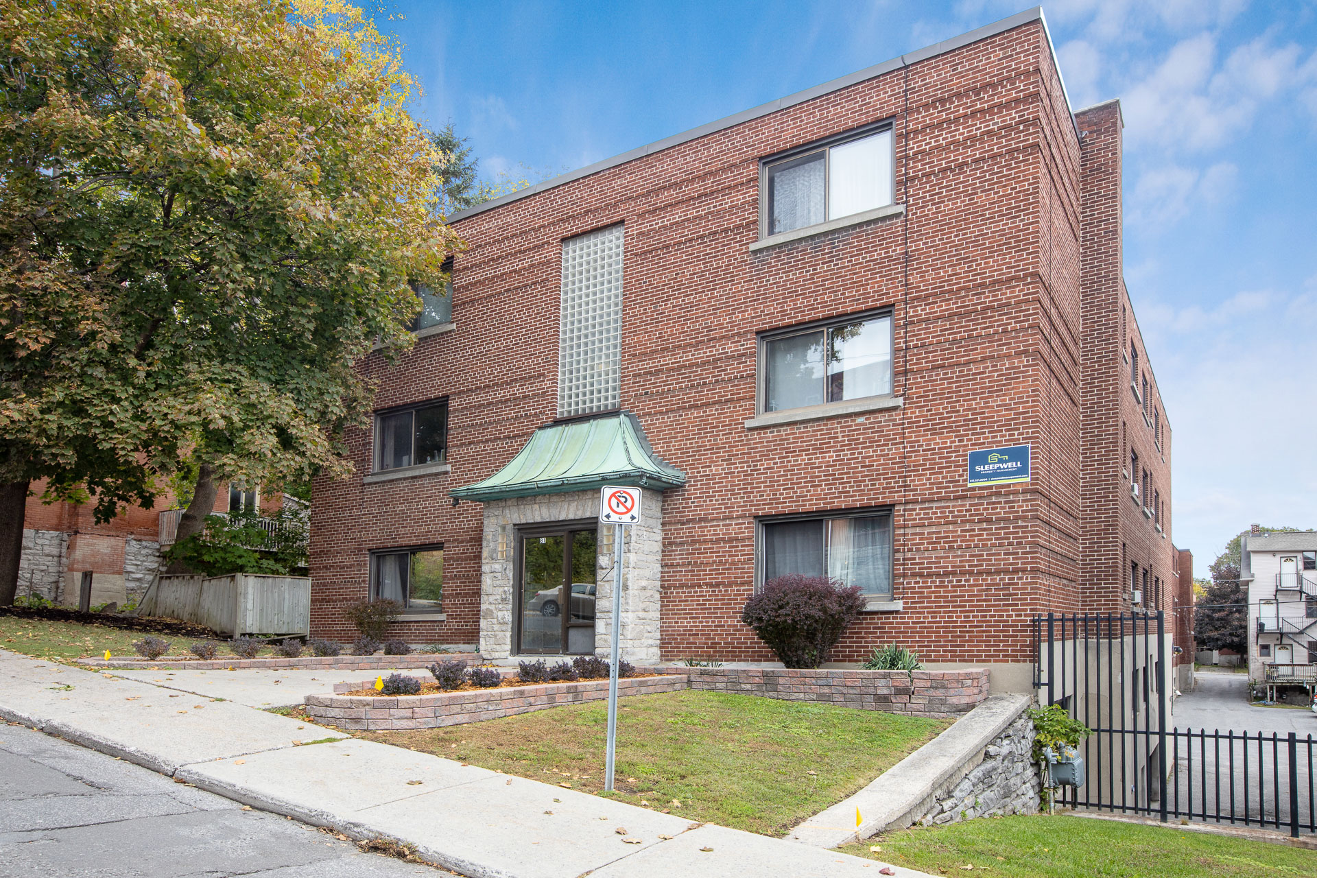14 - 81 Russell Avenue