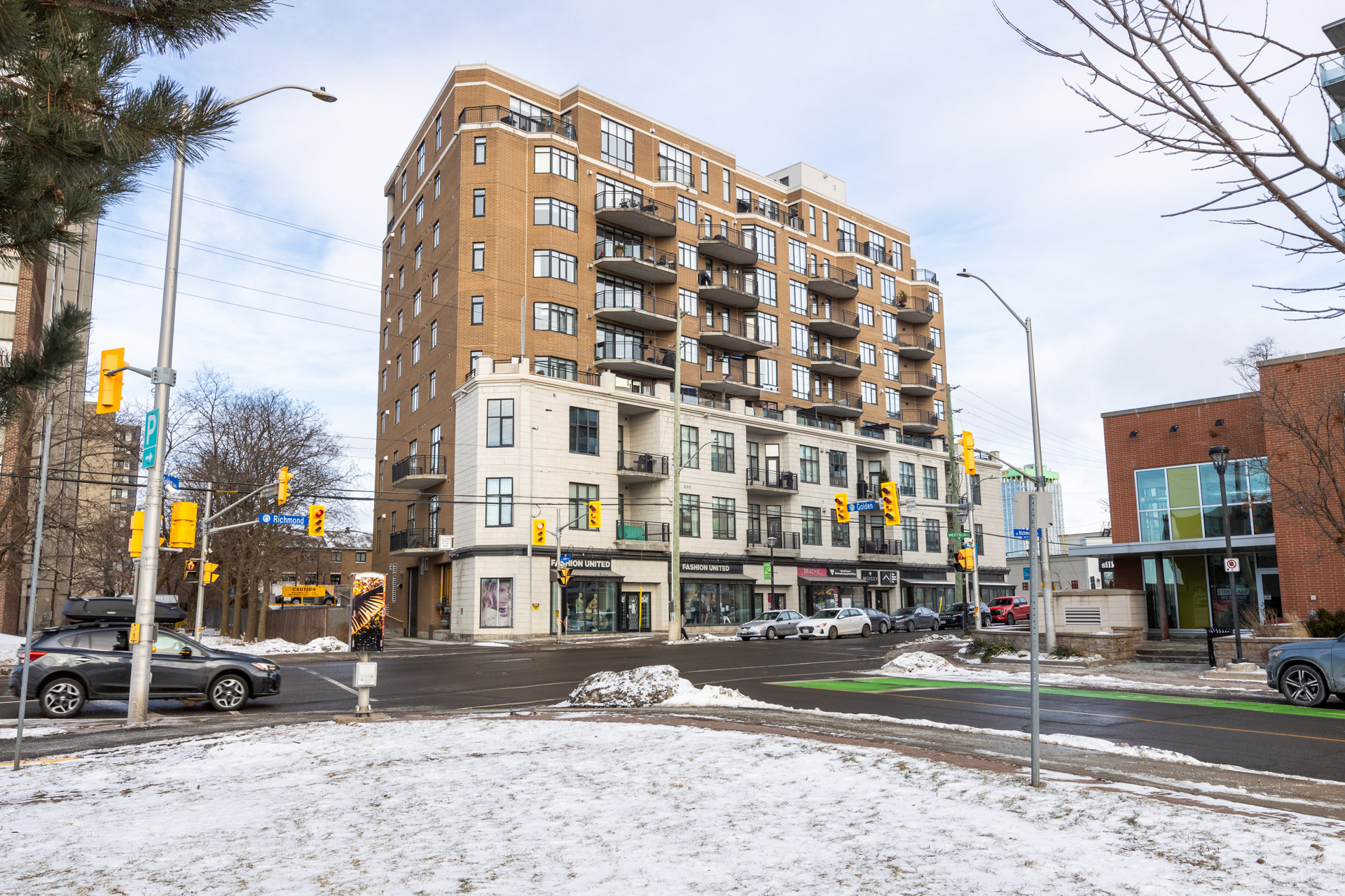 420 Berkley Avenue - 706