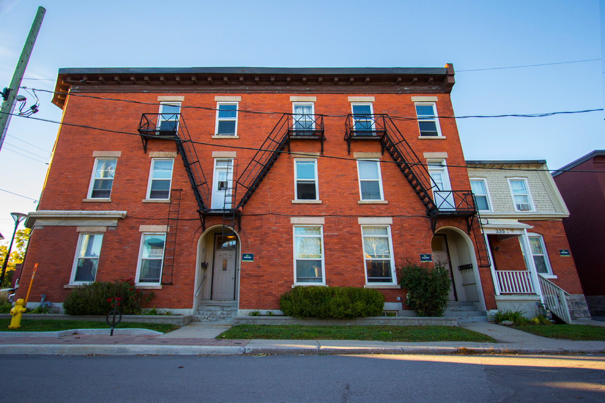 1 - 337 James Street