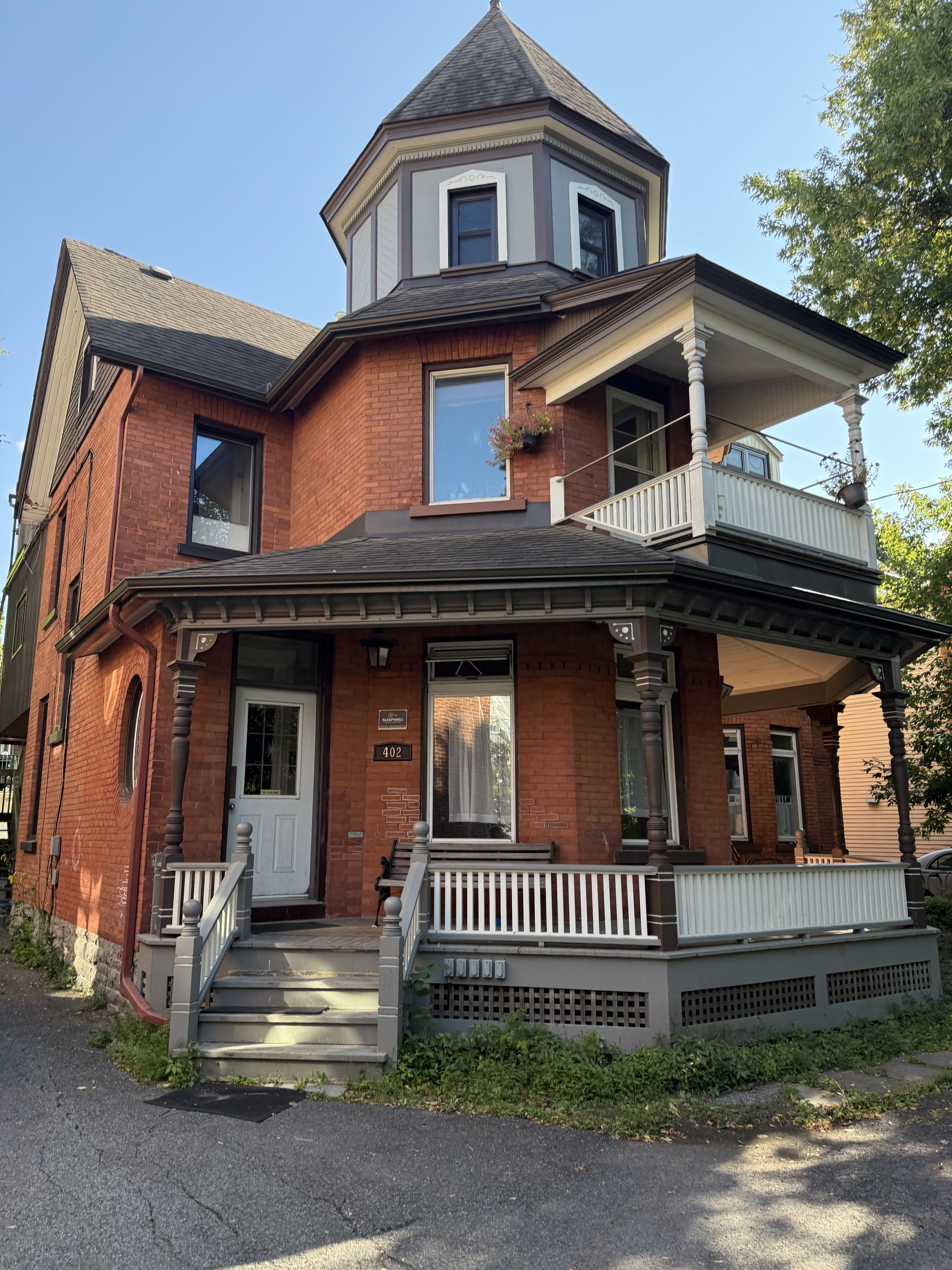 402 McLeod Street - 1
